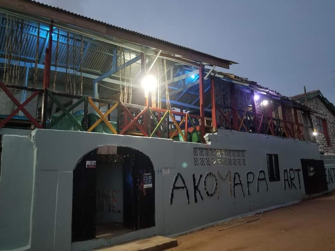 Akomapa Village Elmina Luaran gambar