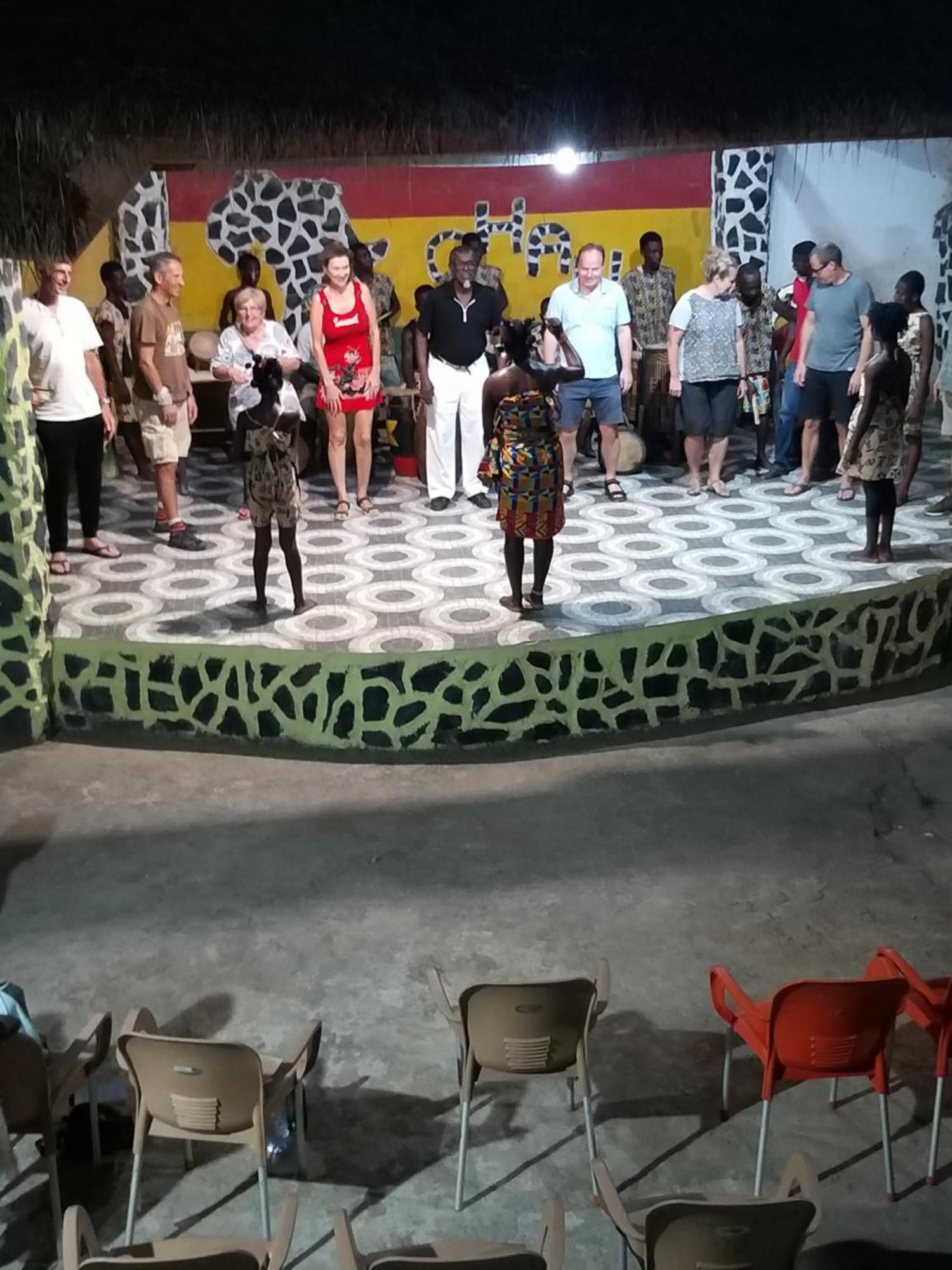 Akomapa Village Elmina Luaran gambar